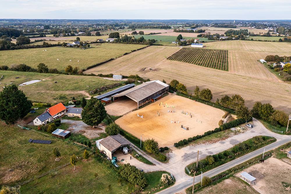 Centre-equestre-la-mairerie-installations (3) Centre-equestre-la-mairerie-installations (3)
